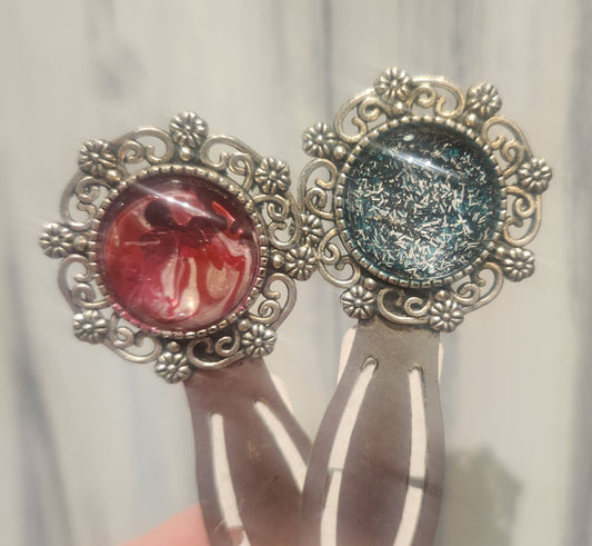 Circle Pendant Metal Bookmark